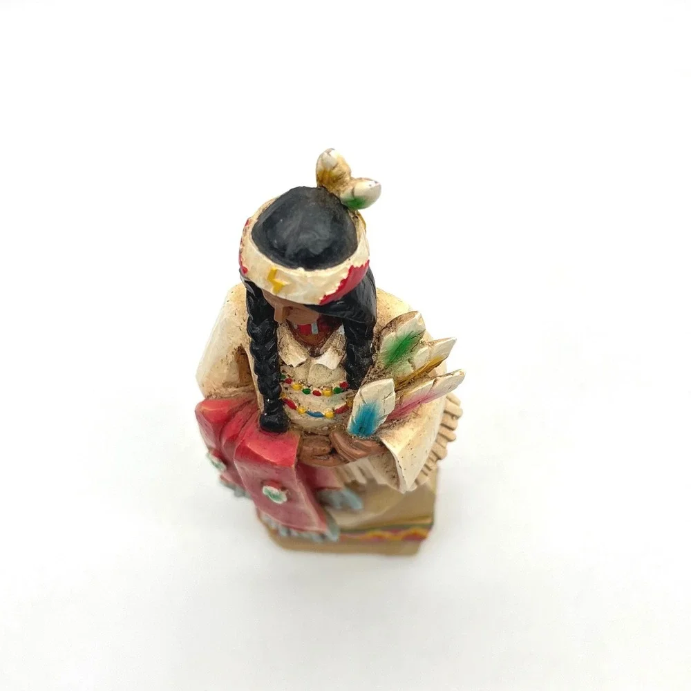 Pacific Rim Native American Woman Figurine Feathers Blanket Resin Statue 67434